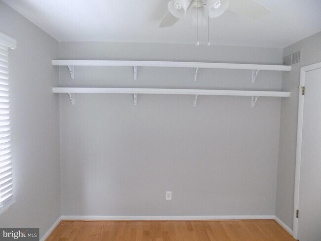 Building Photo - 313 Glenville Rd