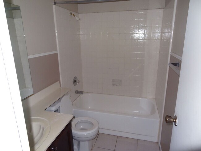 Building Photo - Beautifully Remodeled 3-Bedroom Home with ...