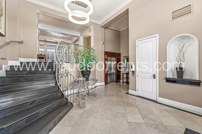 Building Photo - Coming Soon! – 1 Bed | 1.5 Bath Home in th...