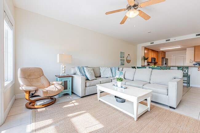 Building Photo - 43 Cassine Way