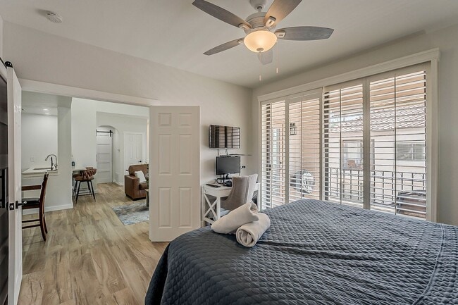 Building Photo - Fully Remodeled 2-Bedroom Condo at the Sco...