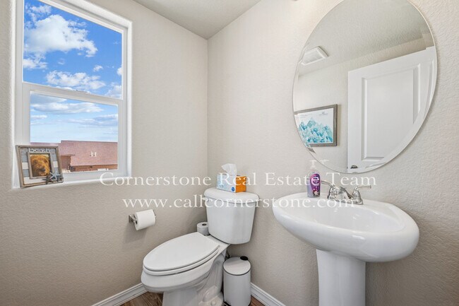 Building Photo - 7446 Marbled Wood Pt