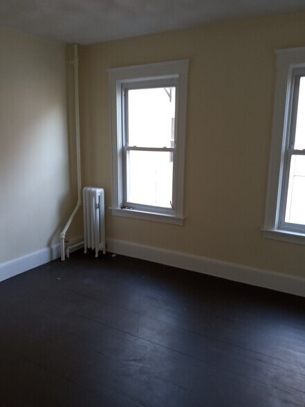 Bedroom 3 - 550 S Main St