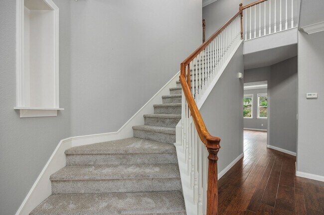 Building Photo - Beautiful home in Canterbery