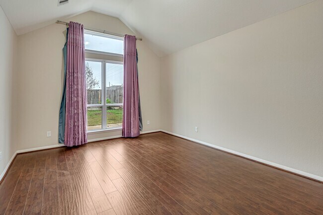 Building Photo - 17602 Stamford Oaks Dr