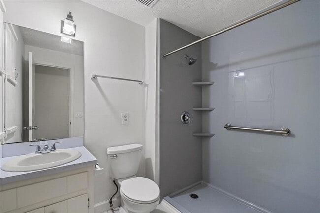 Building Photo - 880 Winfield Ct