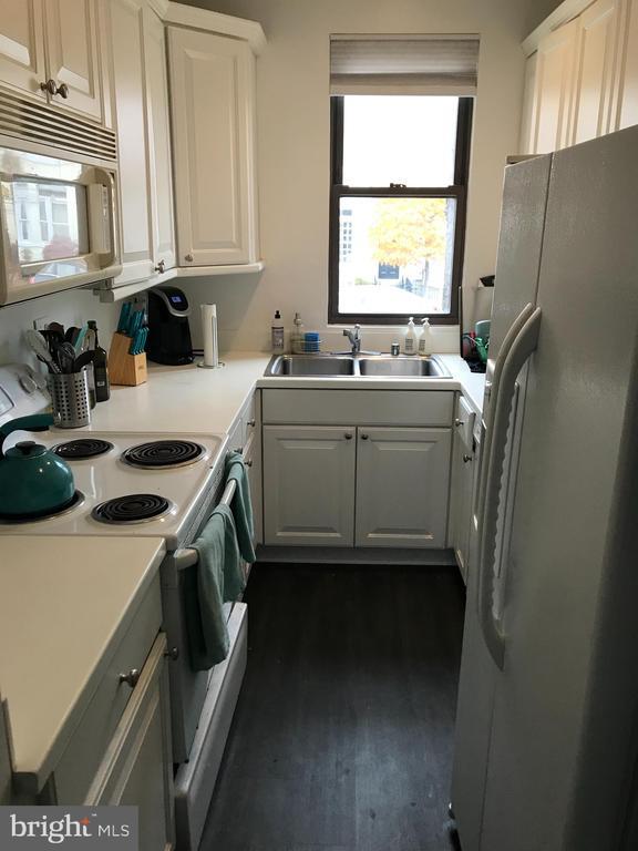 Building Photo - 1318 35th St NW