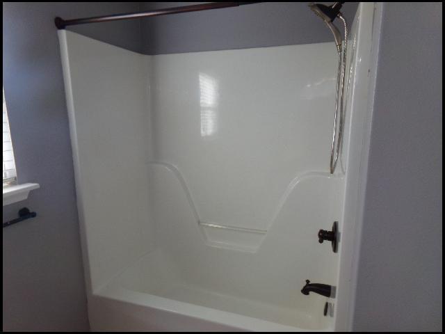 Building Photo - 909 Yarrow Dr