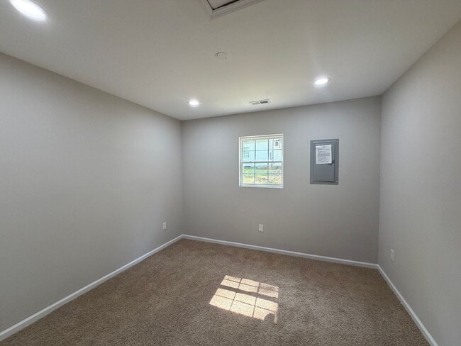 Building Photo - Rebuilt 2 Bedroom House in Gastonia!!