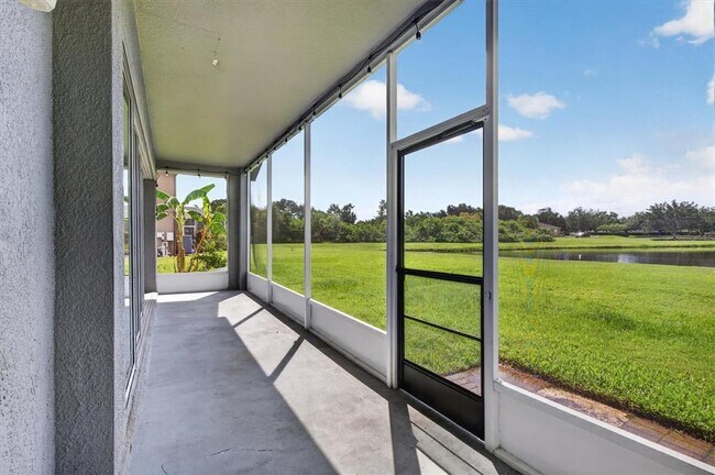 Building Photo - 10725 Banfield Dr