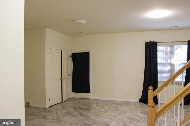 Building Photo - 2454 Sugar Mill Way
