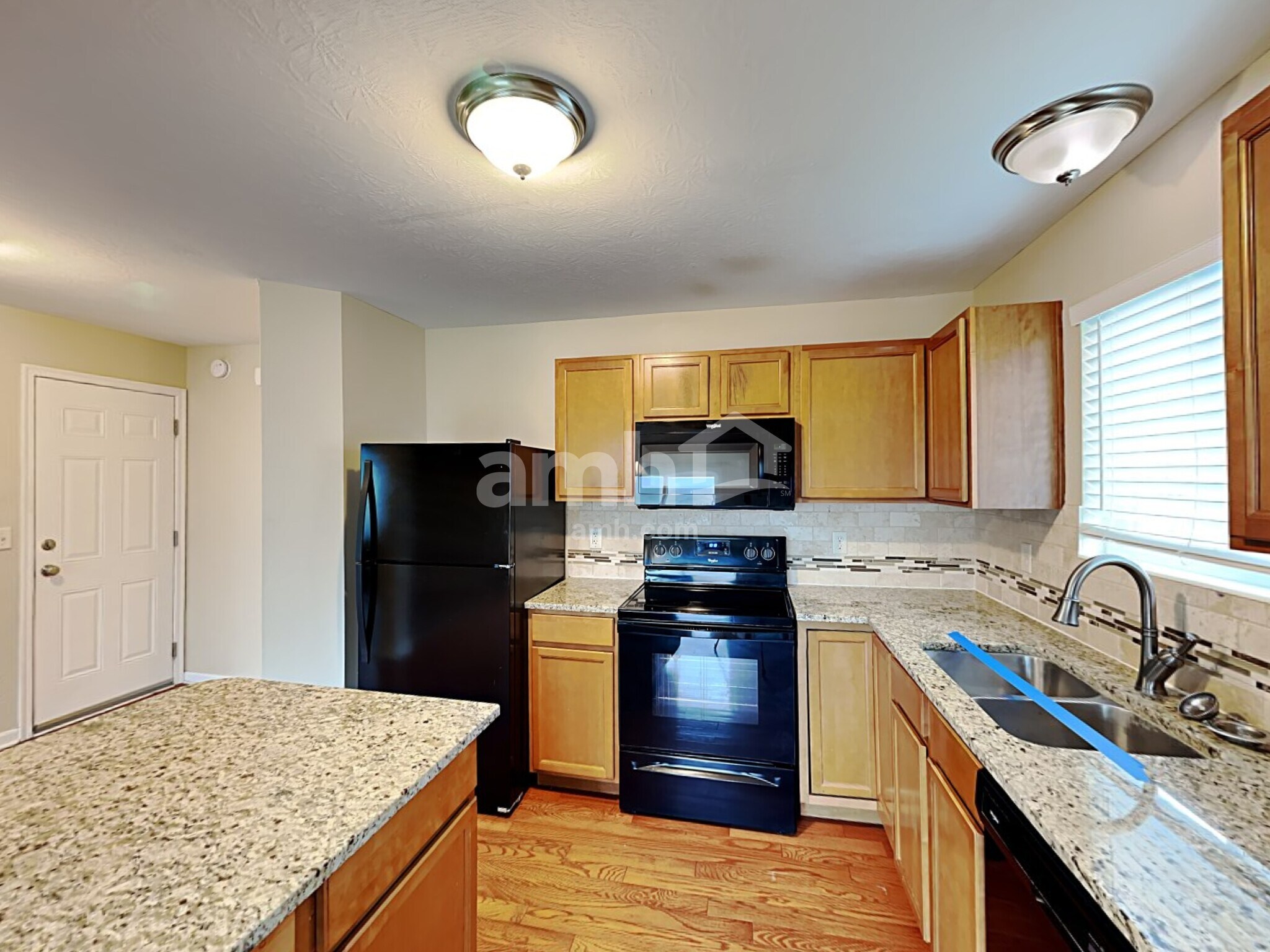 Building Photo - 1231 Candora St