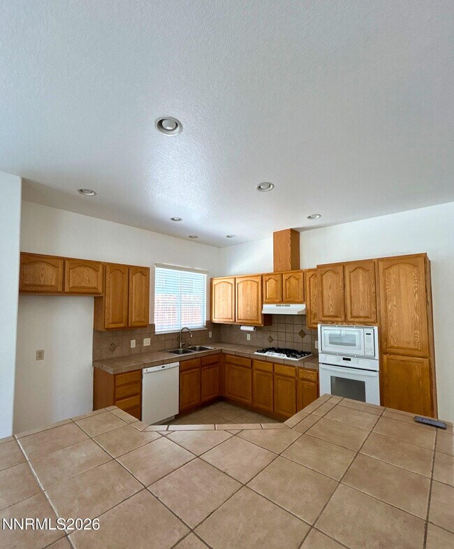 Building Photo - 2991 Fox Trail Dr