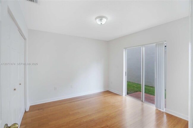 Building Photo - 13950 SW 155th Ct