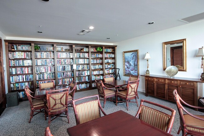 Building Photo - 8600 S Ocean Dr