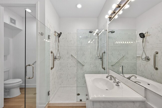 Building Photo - 2678 Center Ct Dr