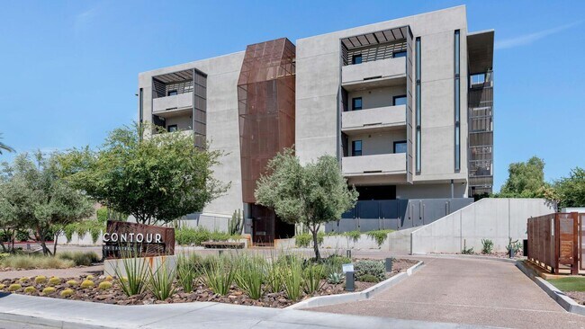 Building Photo - 2300 E Campbell Ave