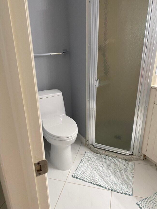 Building Photo - 3590 S Ocean Blvd