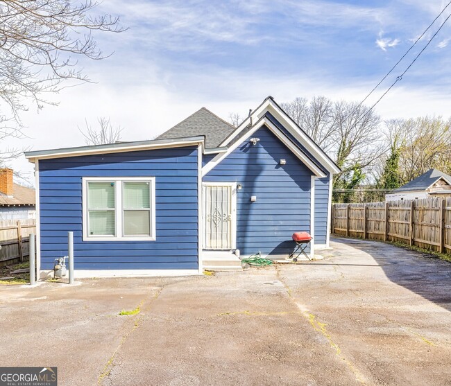 Building Photo - 1678 Dorsey Ave