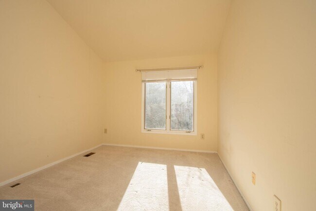 Building Photo - 10923 Whiterim Dr