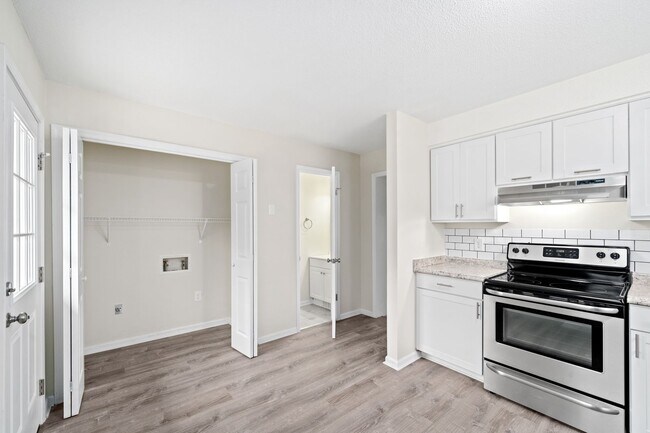 Building Photo - 1671 Baltimore Dr