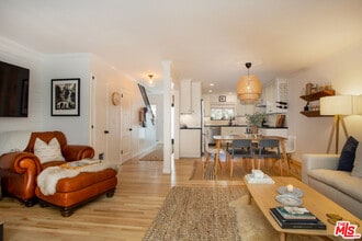 Building Photo - 8130 Redlands St