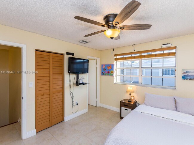 Building Photo - 12222 SW 51st Pl