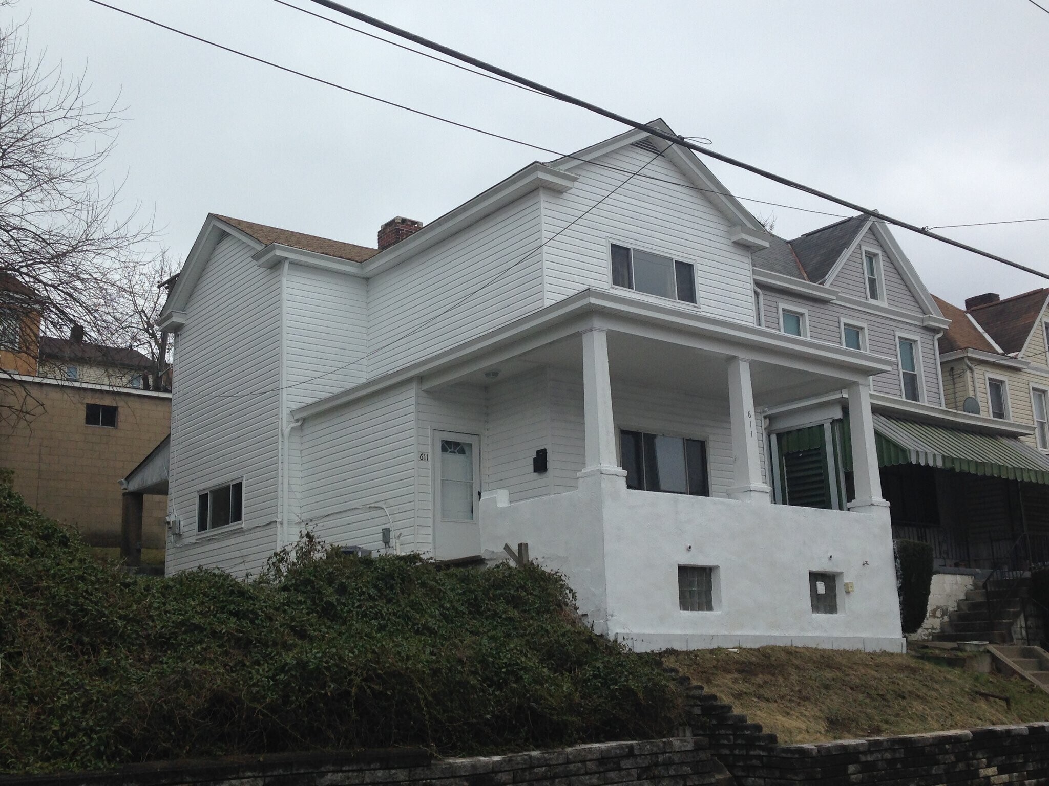 Building Photo - 611 Southern Ave