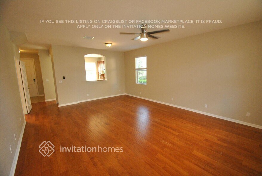 Building Photo - 627 Dakota Dr