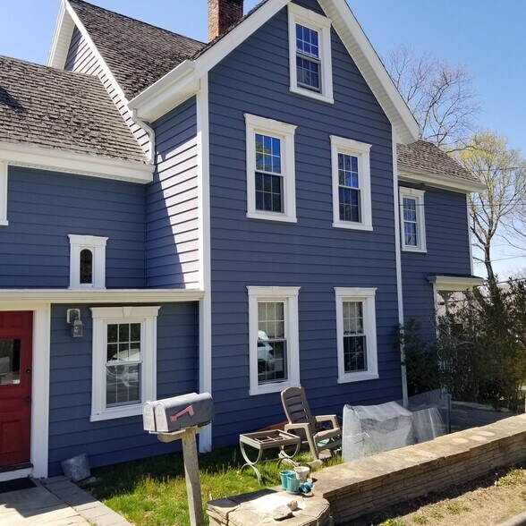 East - 67 Lawton Ave