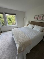 Bedroom - 828 N El Camino Real