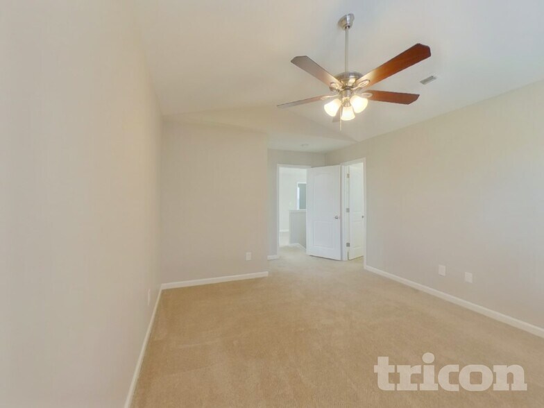 Building Photo - 741 Bo Run Dr