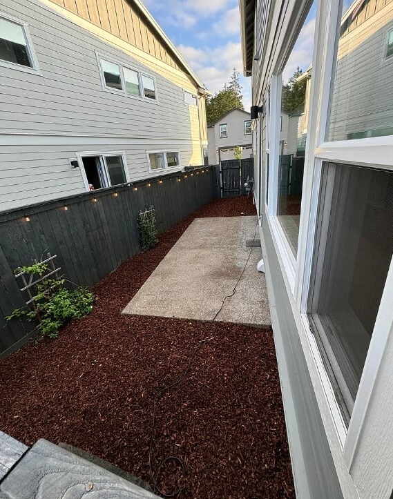 Building Photo - 4082 SE Century Blvd