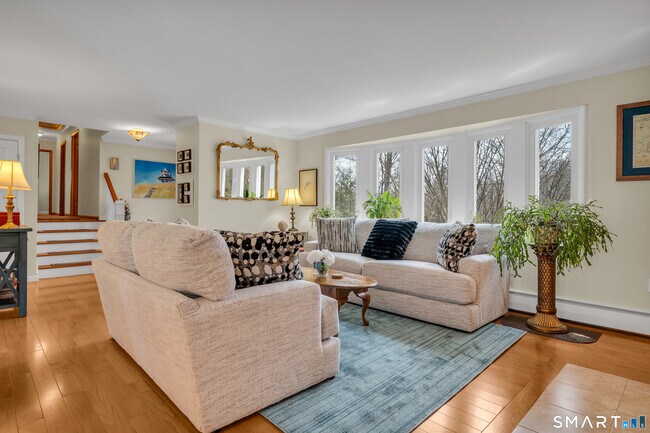 Building Photo - 51 W Lake Ave