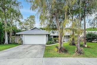 Building Photo - 1252 Raintree Ln