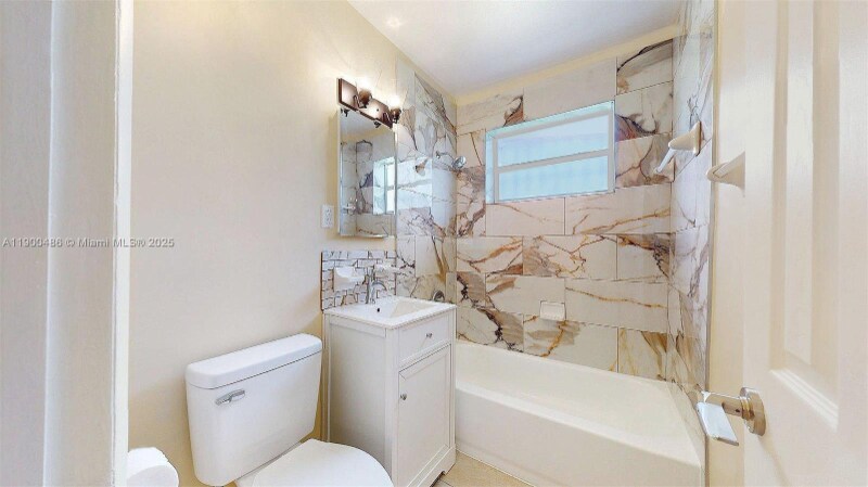 Building Photo - 830 NW 3rd St