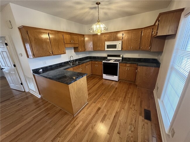 Building Photo - 309 Dixie Dr