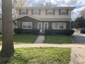 Building Photo - 6761 N 55th St