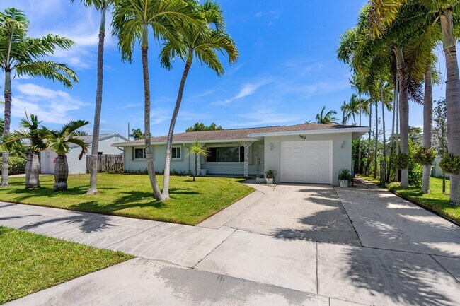 Building Photo - 360 Palmetto St