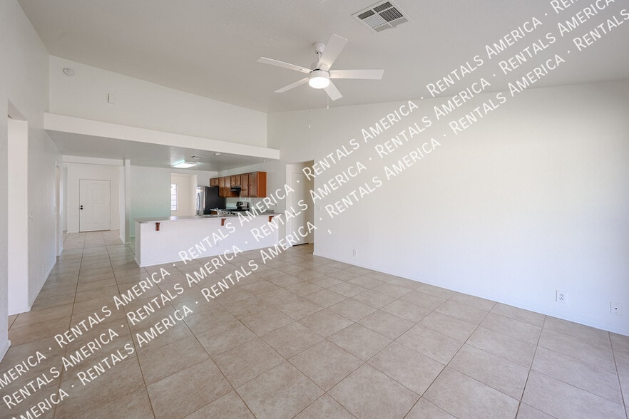 Building Photo - 6524 N 90th Dr