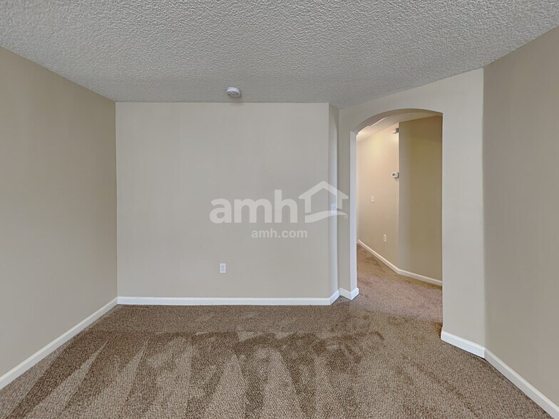 Building Photo - 1507 Tawny Marsh Ct
