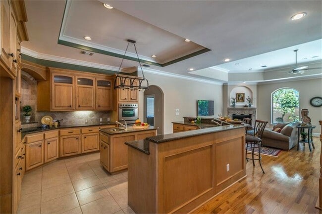 Building Photo - 15306 Coastal Oak Ct