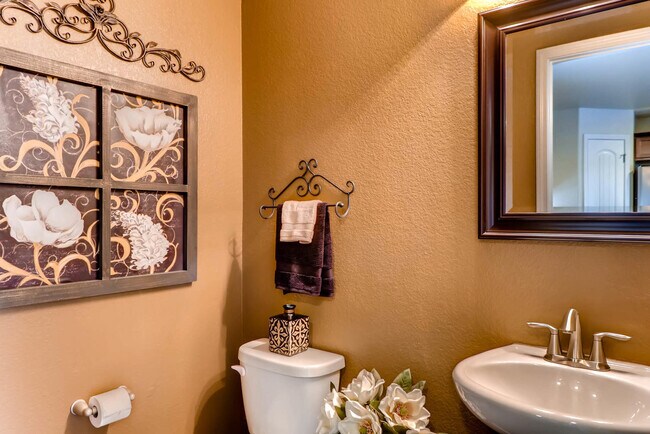 Building Photo - 4743 Iron Horse Villas Point