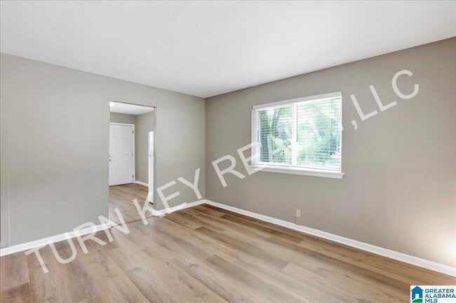 Building Photo - 521 Crumly Chapel Rd
