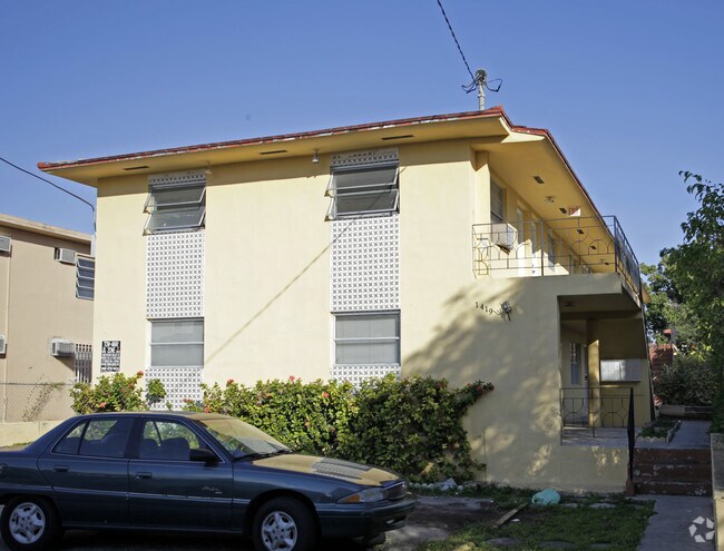 Building Photo - 1419 SW 5th St