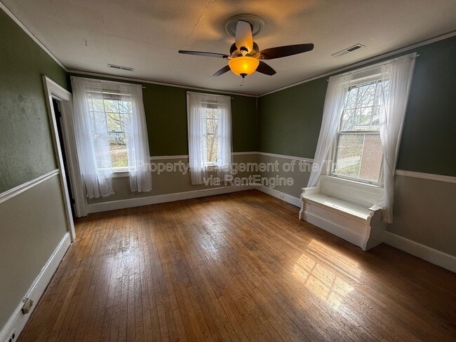 Building Photo - 340 W End Blvd