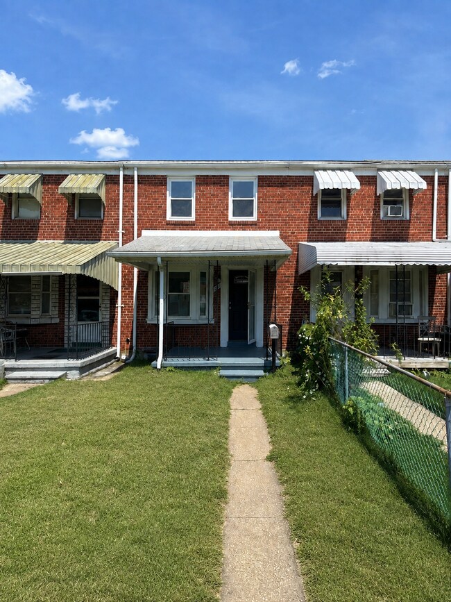 Building Photo - 8174 Kavanagh Rd