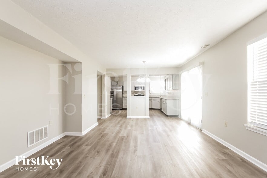 Building Photo - 12207 Tallowtree Ct