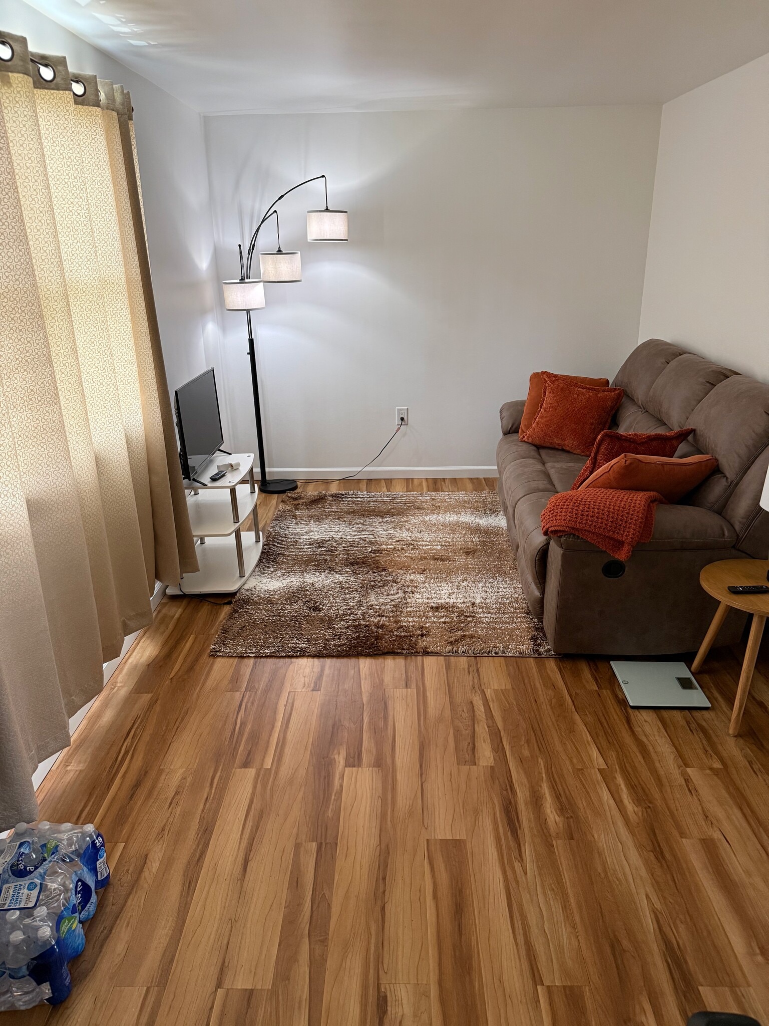 Building Photo - 129 Carr Rd