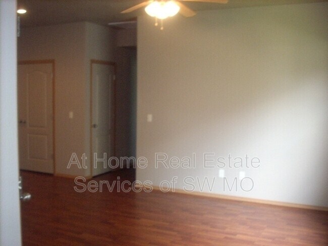 Building Photo - 616 S Rilynn